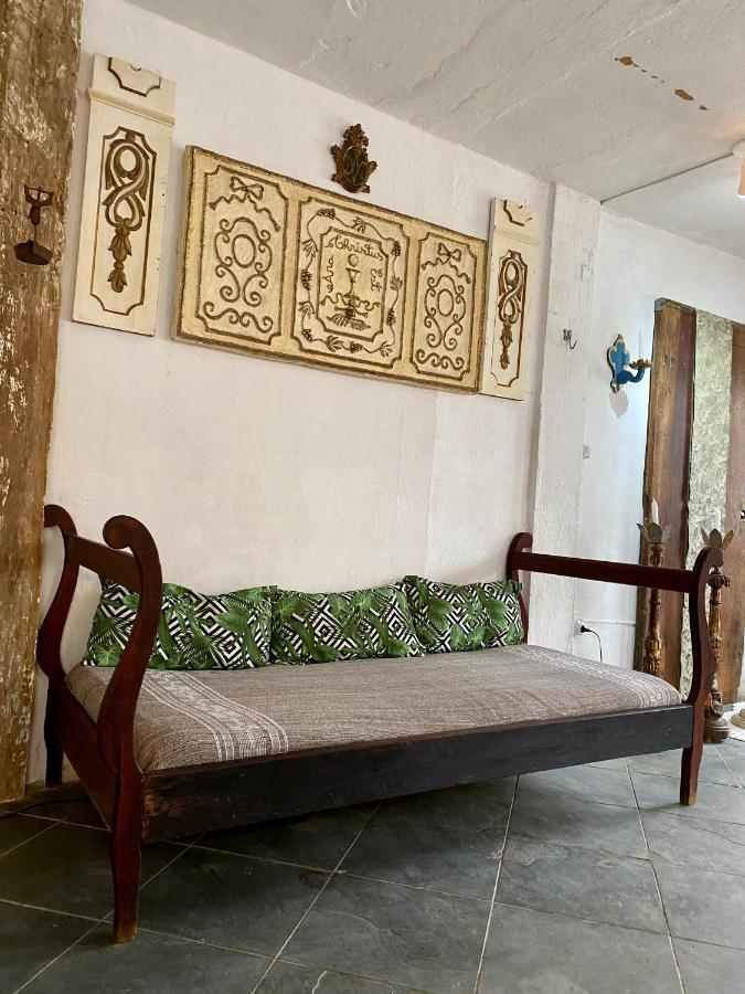 Hostel Dona Generoza Parati Esterno foto